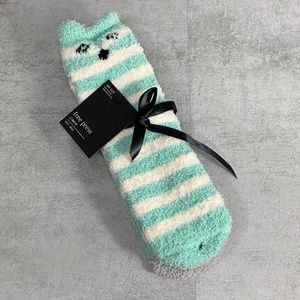 3/$20 Free Press 2 Pair Fuzzy Socks SZ 6-10.5